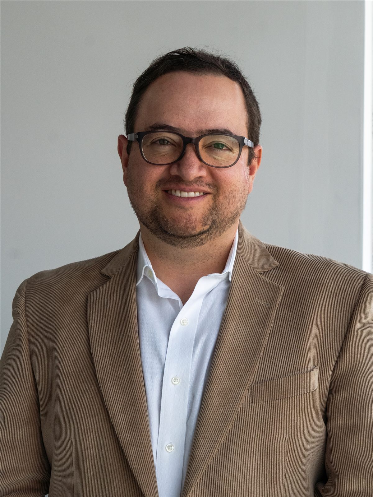 Carlos Riveros — Gerente de Proyectos, autor y educador